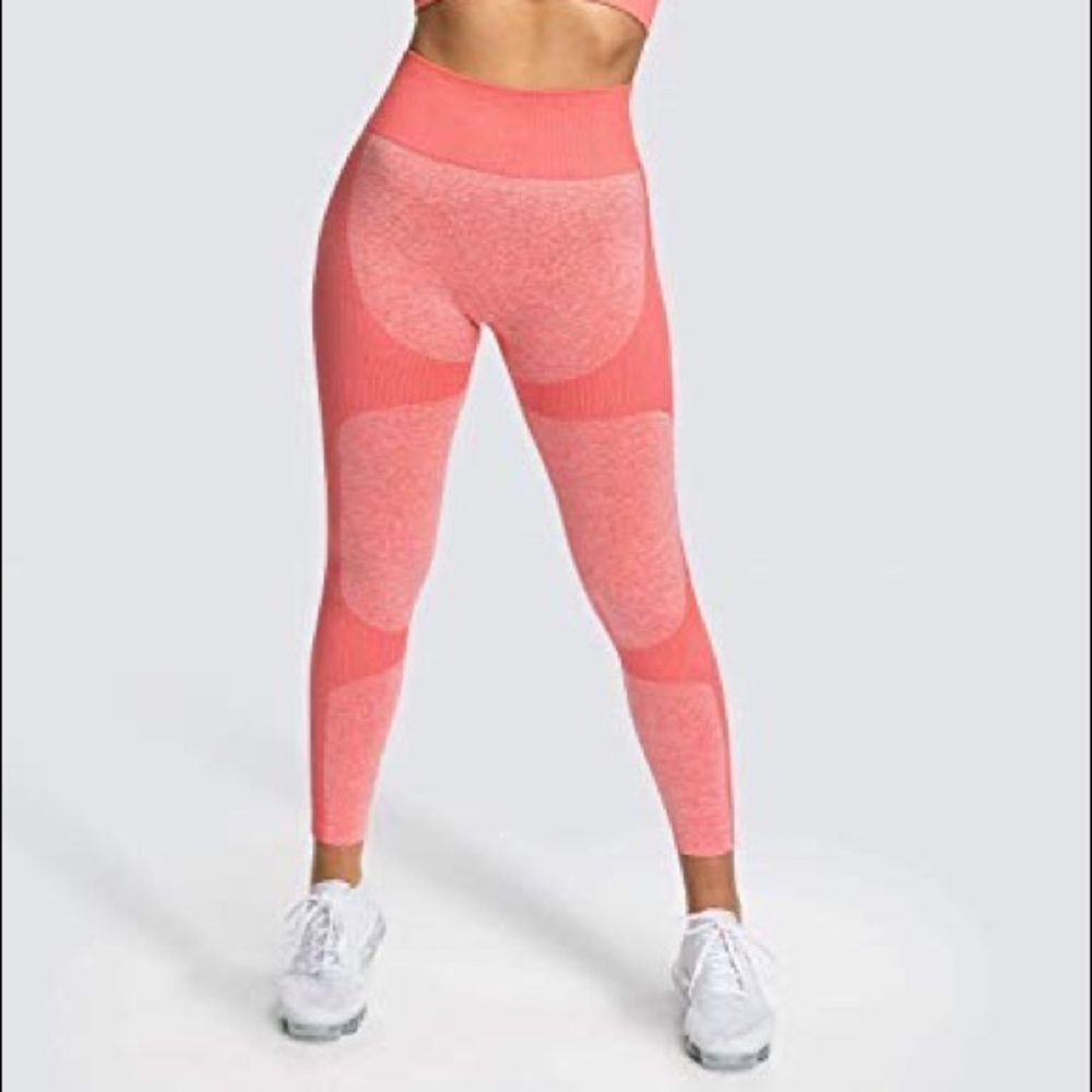 VS PINK Seamless Buttery Soft Leggings - XL